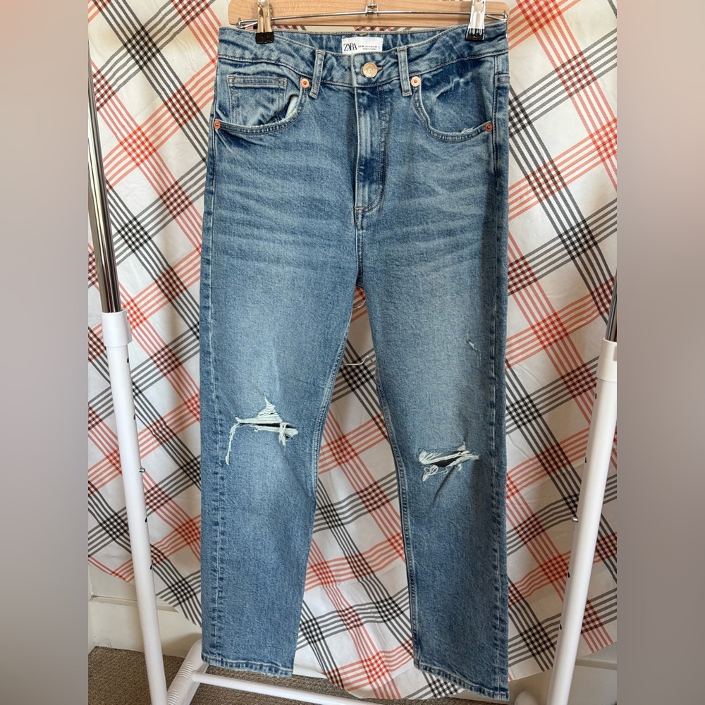 Zara Mom style Light Blue Denim Jeans